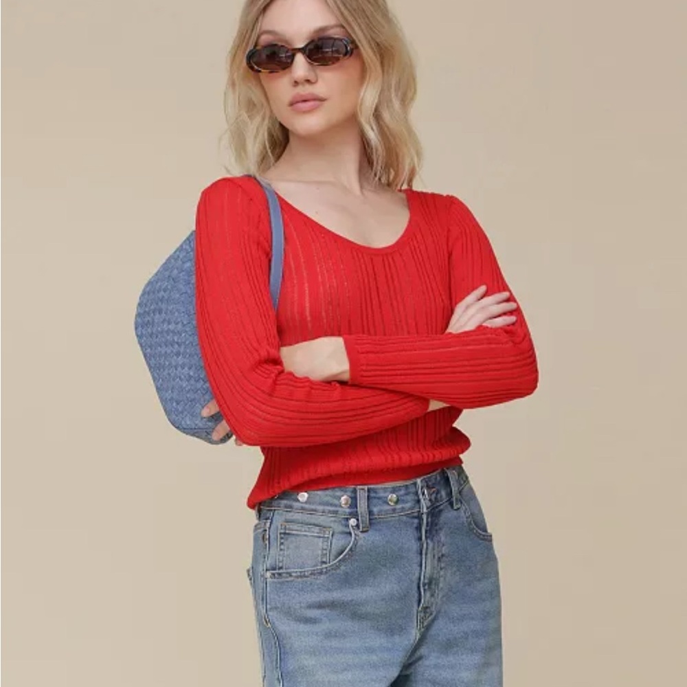 NWT Avec Les Filles Red Scoop Neck Sweater, Size XS